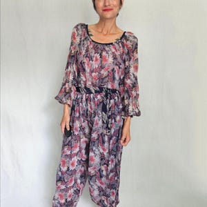 70s Adini Floral Rayon Two Piece Set Blouse and Pants XS/S