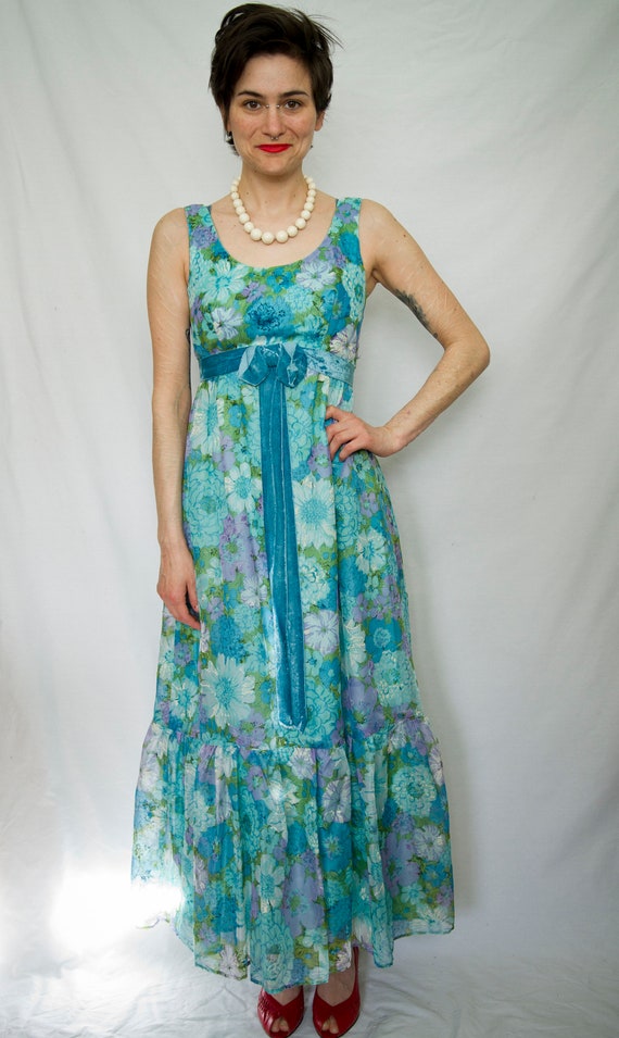 Floral 1960's dress