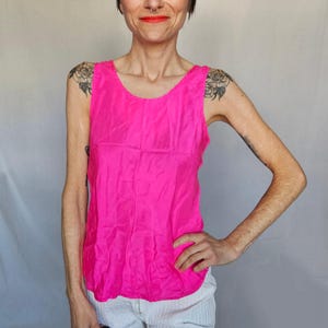 Hot Pink Seiden Tank Top - Minimalistischer Schnitt aus reiner Seide