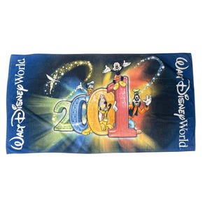 Vintage Walt Disney World 2001 Beach Towel Mickey Donald Goofy Pluto Colorful Cartoon Cotton Souvenir Resort Theme Park Collectible Y2K