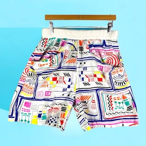 Retro 90s Shorts Vintage Size Large 28-36 Waist Unisex Cotton Casual Party White