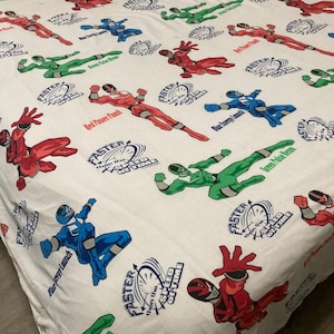 Vintage 2000 Power Rangers Twin Flat Sheet Saban Wielokolorowa dziecięca pościel 62 x 98