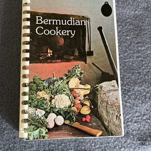 Bermudian Cookery, 1981, vintage cookbook, Bermuda Junior Service League, 1980s, spiral softcover, seafood, baking, illustrated