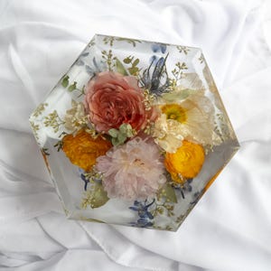 CUSTOM 8&quot; Hexagon Floral Preservation for Wedding Bouquets | Flower Preservation Gift | Bouquet Preservation | Wedding Gift | Dried Flowers