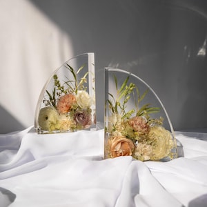CUSTOM Bookends Floral Preservation for Wedding Bouquets in Resin | Wedding Flower Preservation | Bouquet Preservation | Custom Wedding Gift