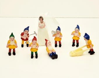Vintage Snow White & The Seven Dwarfs Cake Topper Set