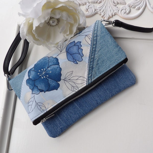 Small Foldover denim bag, crossbody purse, light blue floral print & upcycled denim jeans, ooak, messenger bag, zipper, vegan, eco chic