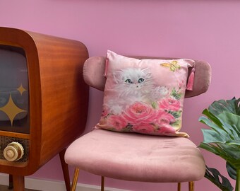 Kitsch vintage retro NEW 60s kitten cat butterfly pink lefton pastel flowers tassel cushion cover kawaii bedroom vinnie boy pink