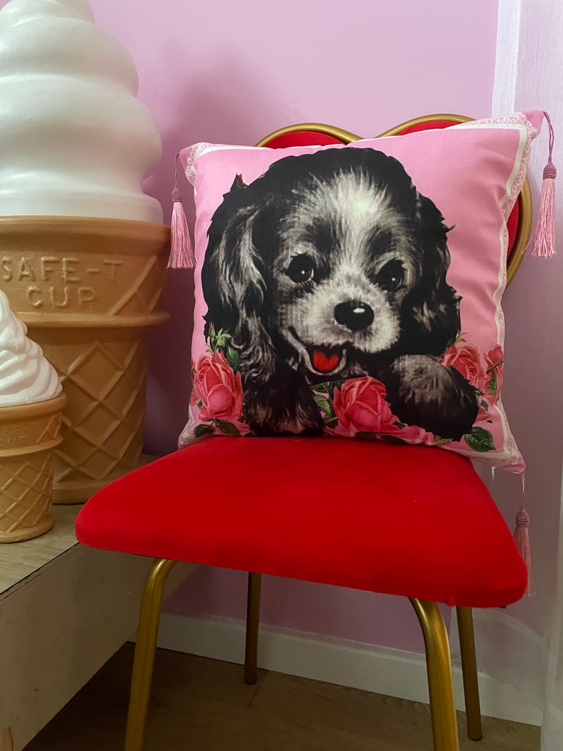 Kitsch vintage retro NEW 60s 1950s puppy dog roses tassel cushion cover kawaii bedroom vinnie boy pink image 1