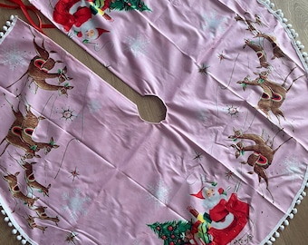 Vintage kitsch retro Santa sleigh Reindeer deer candyland Christmas tree skirt pastel pink red Vinnie boy 1950s 50s kitschmas pom