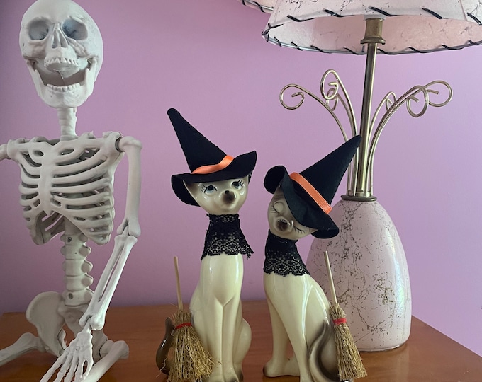 Vintage Kitsch Retro Halloween Witch Kitties Cat Siamese Vinnie Boy