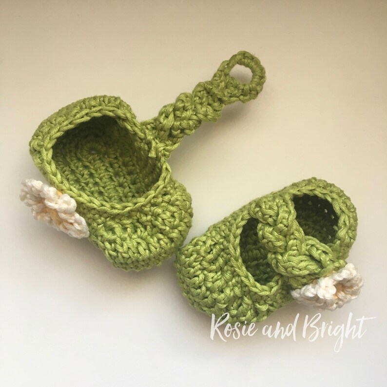 Baby girl shoes: green crochet cotton shoes 0-6 months | Etsy