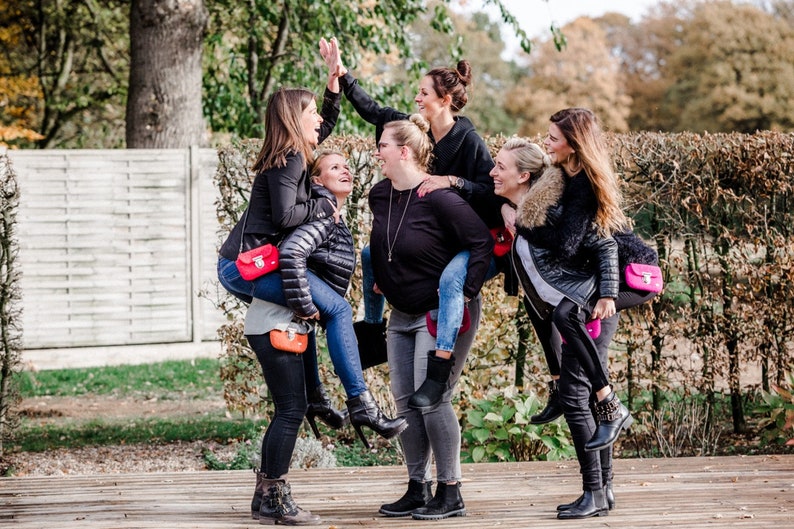 Handytasche für die Hüfte, grüne Gürteltasche für das Handy oder kleine Geldbörse, gefilzte Tasche für Männer und Frauen Bild 8