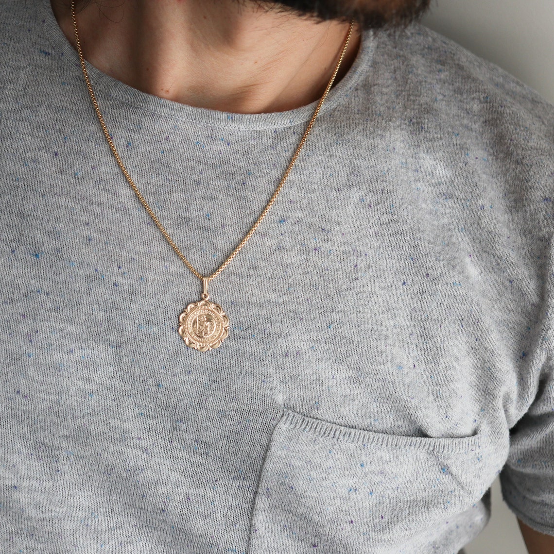 Gold medallion for men Clearance