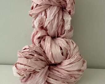 Nastro di seta riciclata Milky Pink 5Y, nastro con bordo grezzo, nastro artigianale, nastro per cappello, nastro con nappa, nastro per cappello rosa, nastro shabby, filato macrame