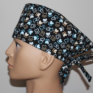 Scrub Hat, Surgical Cap, Unisex OR Hat, with Paw Prints and Hearts on a Black Background, ThePinkFeatherCo