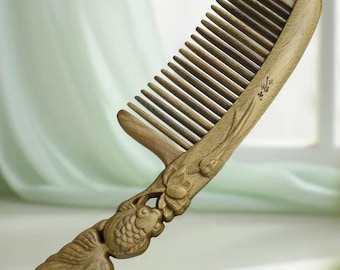 Handgefertigter, nahtloser Massagekamm aus natürlichem grünem Sandelholz, antistatischer Taschenkamm aus Holz, geschnitzter Kamm im chinesischen Stil, Geschenk für Mütter – K032