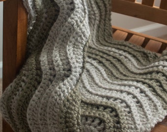 The Ripple Crochet Baby Blanket Pattern // crochet blanket pattern // easy crochet pattern