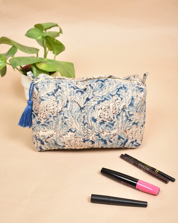 Quilted Travel Pouch/hand Block Print Toiletry Bag/travel Bag/make