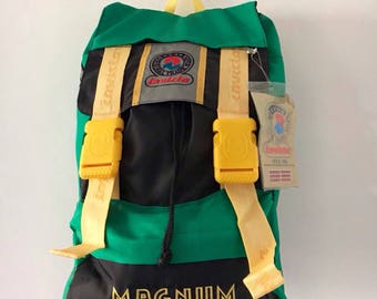 invicta magnum backpack