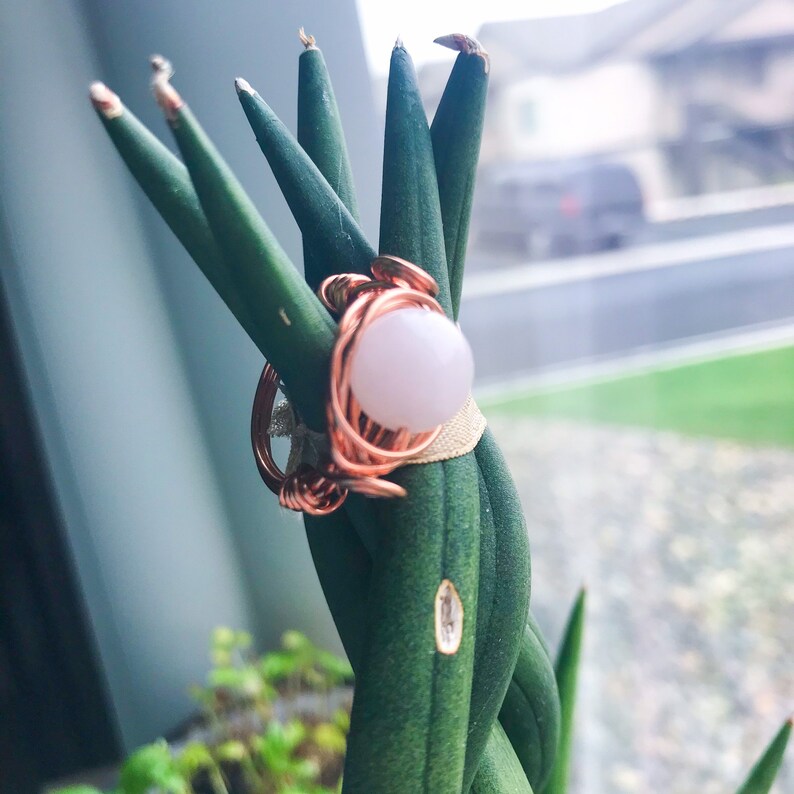 Rose quartz ring