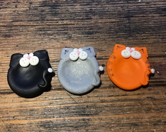Cat Worry Stone: Pocket Pet for Anxiety Relief birthday gift advert calendar filler travel pet kitten stocking filler travel buddies