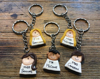 Llavero personalizado para profesor: regalo de fin de curso hecho a mano, regalo para profesores, enfermera de guardería, asistente de profesor, regalo para compañeros de trabajo, regalo para alumnos.