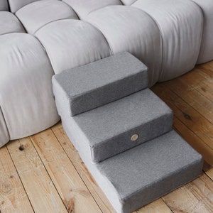 Grey dog steps deals