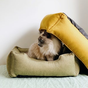 Modern Cat Bed: Rectangle Padded Cat Nest with Washable Cover