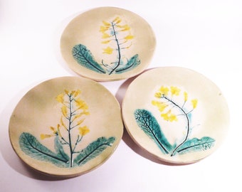 Kale plates, toscan plates, toscan kale, handmade plates, handformed ceramic, embeceramics