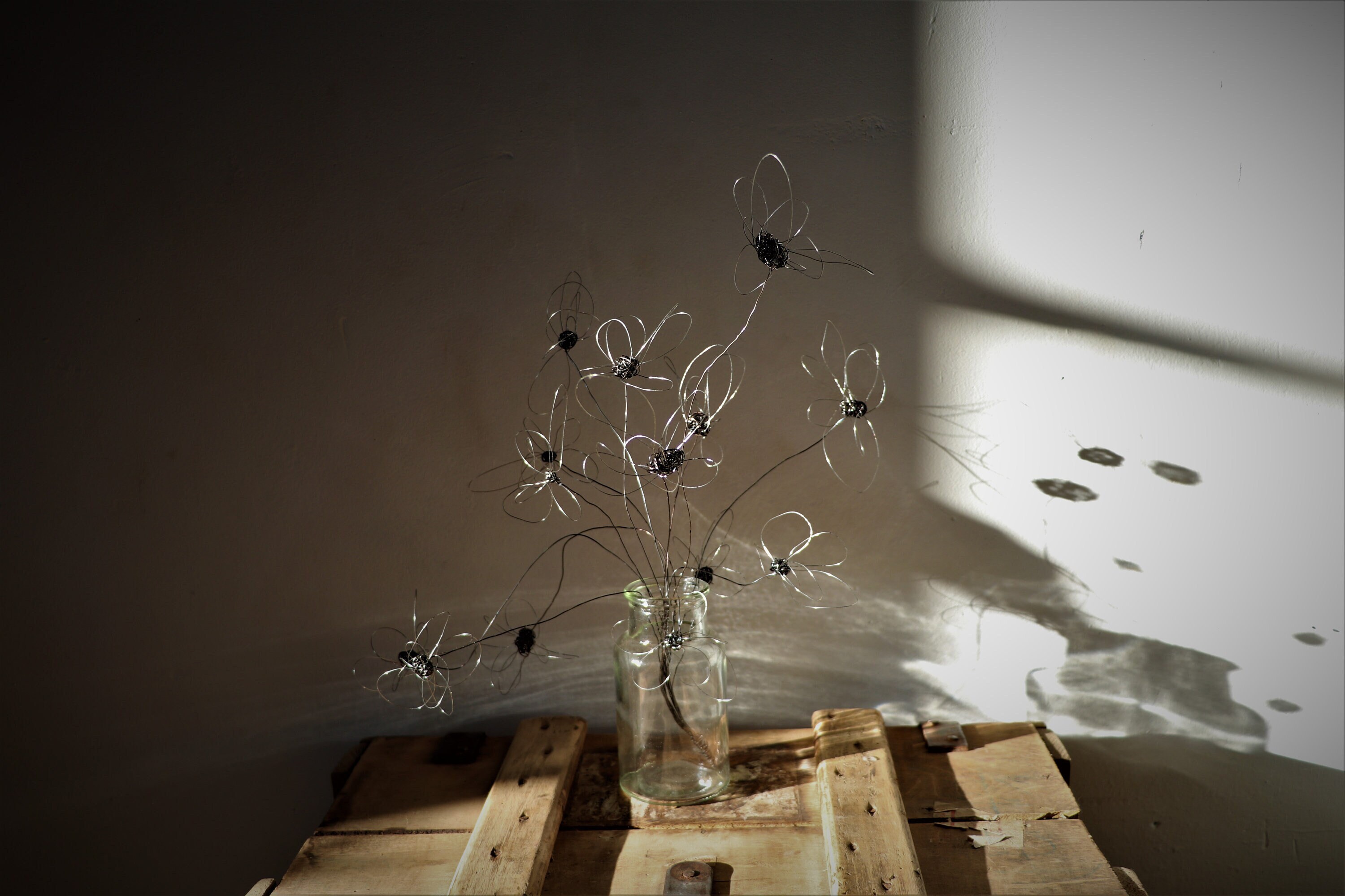 Bouquet de Fleur en Fil Fer, Wire Flowers, Decoration d'interieur Poétique, Cabinet Curiosité