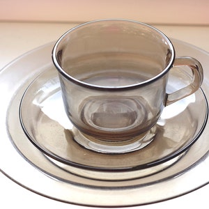 Vintage French Arcoroc Glass Tea Cup Set: Retro Coffee Brown