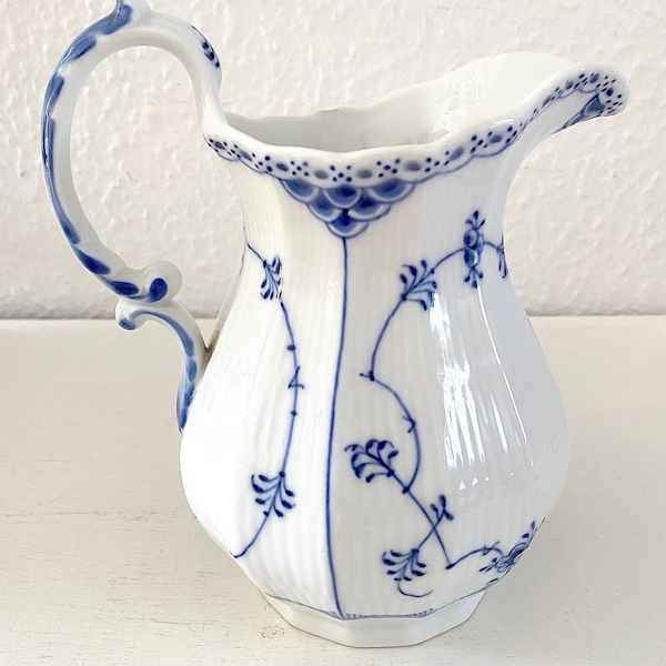 Very Rare 1920-1930s Antique Royal Copenhagen Blue Fluted Half Lace Water Pitcher Large Milk Jug No. 646. With Repair. 1. Class. Collectible