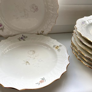 Vintage Royal Copenhagen Frijsenborg Cake Plate: Floral Porcelain (17 cm)