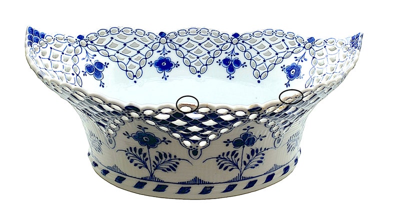Antique Royal Copenhagen Blue Fluted Full Lace No. 1059 Large Oval Centerpiece Fruit Basket Bowl. 1889-1922 Very Rare. Small Repairs/Flaws image 1