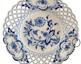 Classic Blue Onion Flower Round Full Lace Plate. Antique Meissen 1815-1870s Fine Blue and White Porcelain. Minor Superficial Flaws.