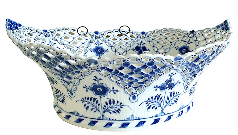 Antique Royal Copenhagen Blue Fluted Full Lace No. 1059 Large Oval Centerpiece Fruit Basket Bowl. 1889-1922 Very Rare. Small Repairs/Flaws image 2