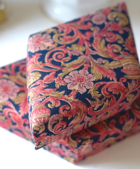 Vintage 1960s Gorgeous William Morris Style Botani