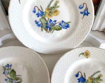 Vintage Bing & Grøndahl Saxon Flower Bluebells and Daffodils. Side Plate. Gold Trim Waffle Texture. Danish Heirloom Quality. Sold per Plate