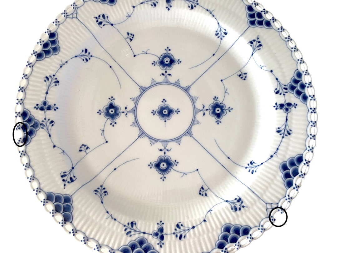 Royal Copenhagen Plate 32 5 Cm Blue Flute Full Lace Antique 1890 1900 royal-copenhagen-plate-32-5-cm-blue-flute-full-lace-antique-1890-1900