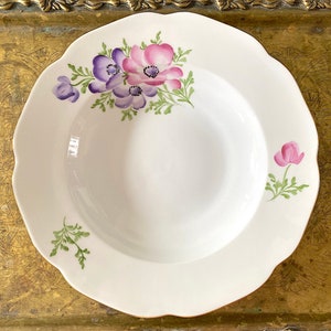 Large Deep Dinner Plate 24 cm Diameter.  Vintage Czech Bavaria French Anemone Flowers Gold Accent. Sold per Plate