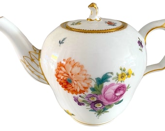 ロイヤルコペンハーゲン レアな1880年代のサクソンフラワー花瓶