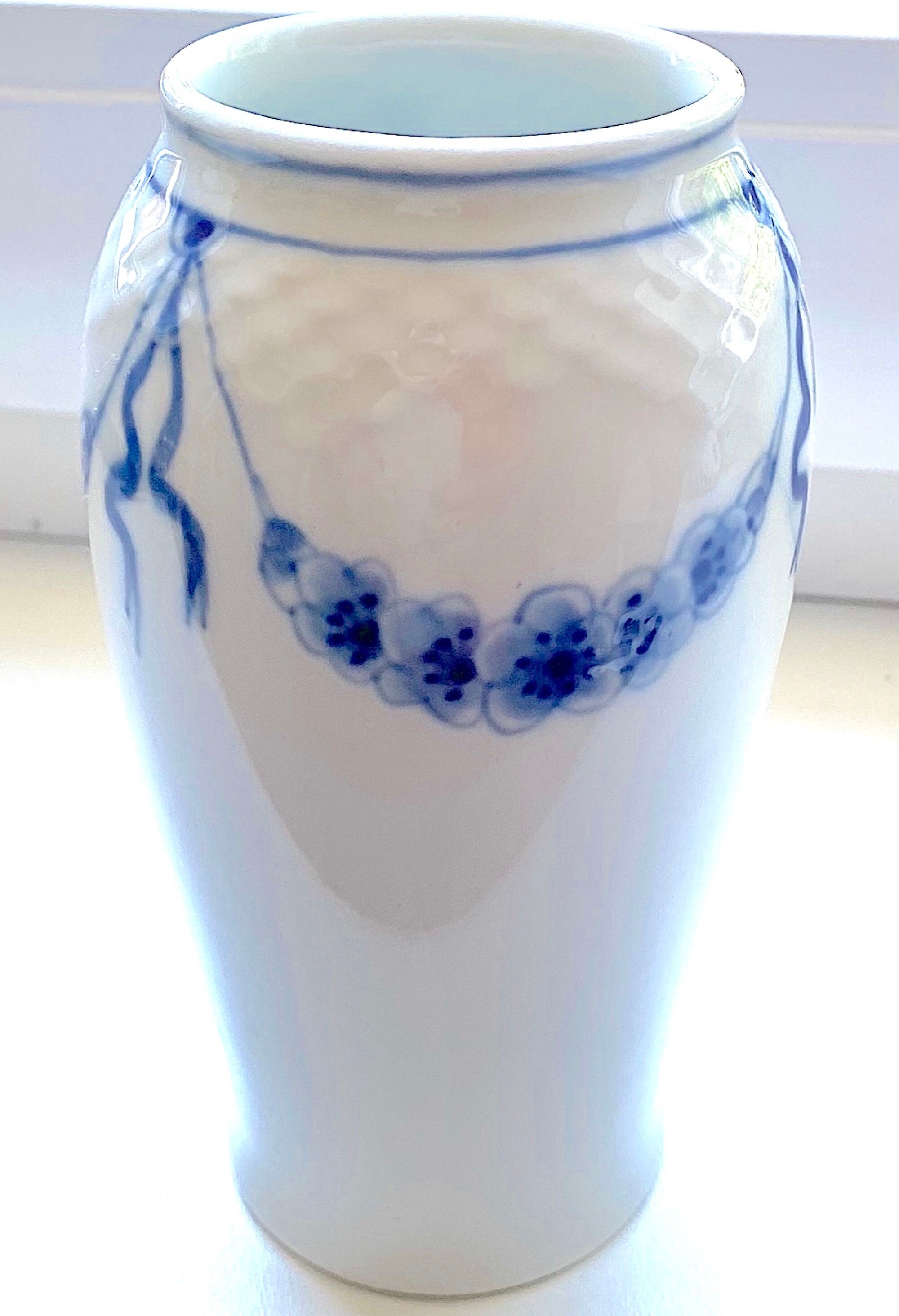 Beautiful and Rare Vase. Empire Heirloom Bing & Grondahl. Etsy