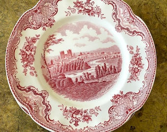 Rare assiette à pain ou à gâteau anglaise antique des années 1930. Rose rouge et blanc. Châteaux Johnson Brothers Old Britain. Vendu par plaque