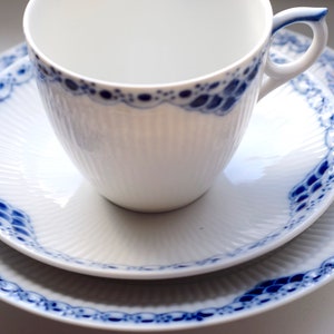 Fine Condition White Porcelain Fluted Blue  1 Class Quality Royal Copenhagen Monogram Letter R  TeaCoffee MugCup