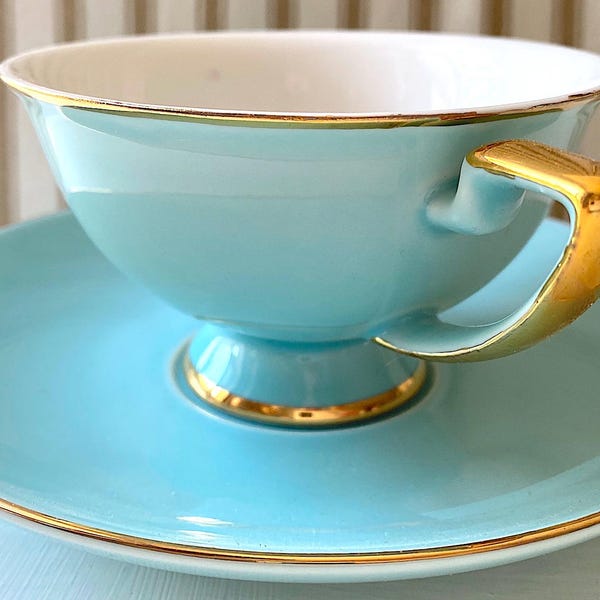 Paris Cafe Stor Tekopp med Fat. Pastellblå Guld Accent. Vintage Fransk