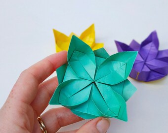Lotus Flower Origami: Colorful Wedding Favours, place holders
