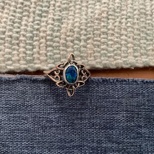 Anello in ottone e opale