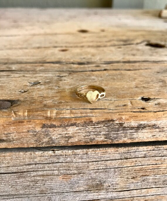 14k Gold / Baby Ring / Yellow Gold / Heart / Diamond … Gem