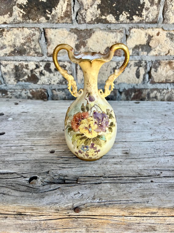 Turn Teplitz Bohemia / Art Nouveau Vase / Hand Painted / Porcelain